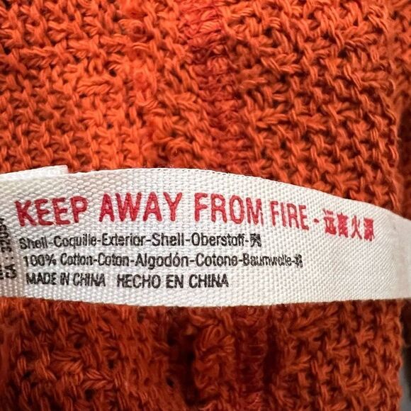 Free People Beach Belted Cardigan
Sweater size S - Picture 4 of 6